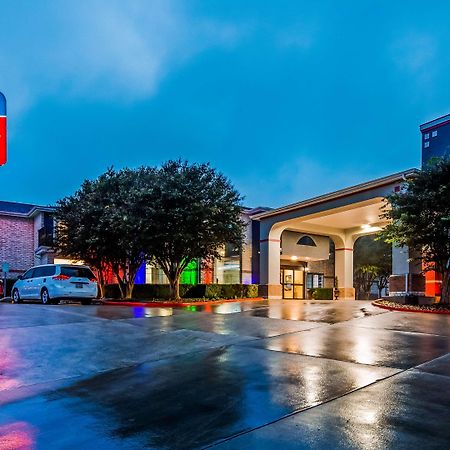 Surestay Plus By Best Western San Antonio Airport Exterior foto