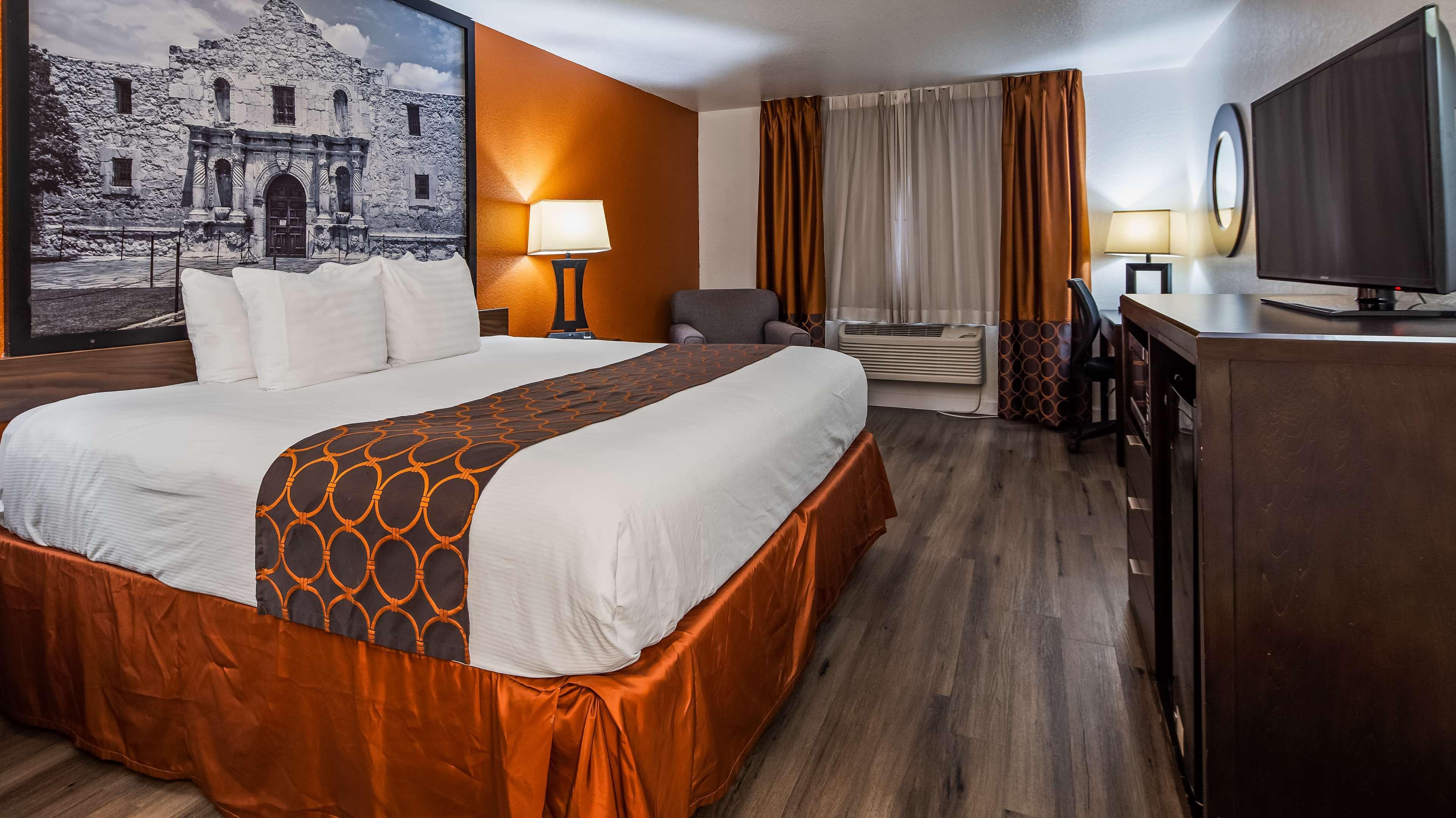 Surestay Plus By Best Western San Antonio Airport Exterior foto