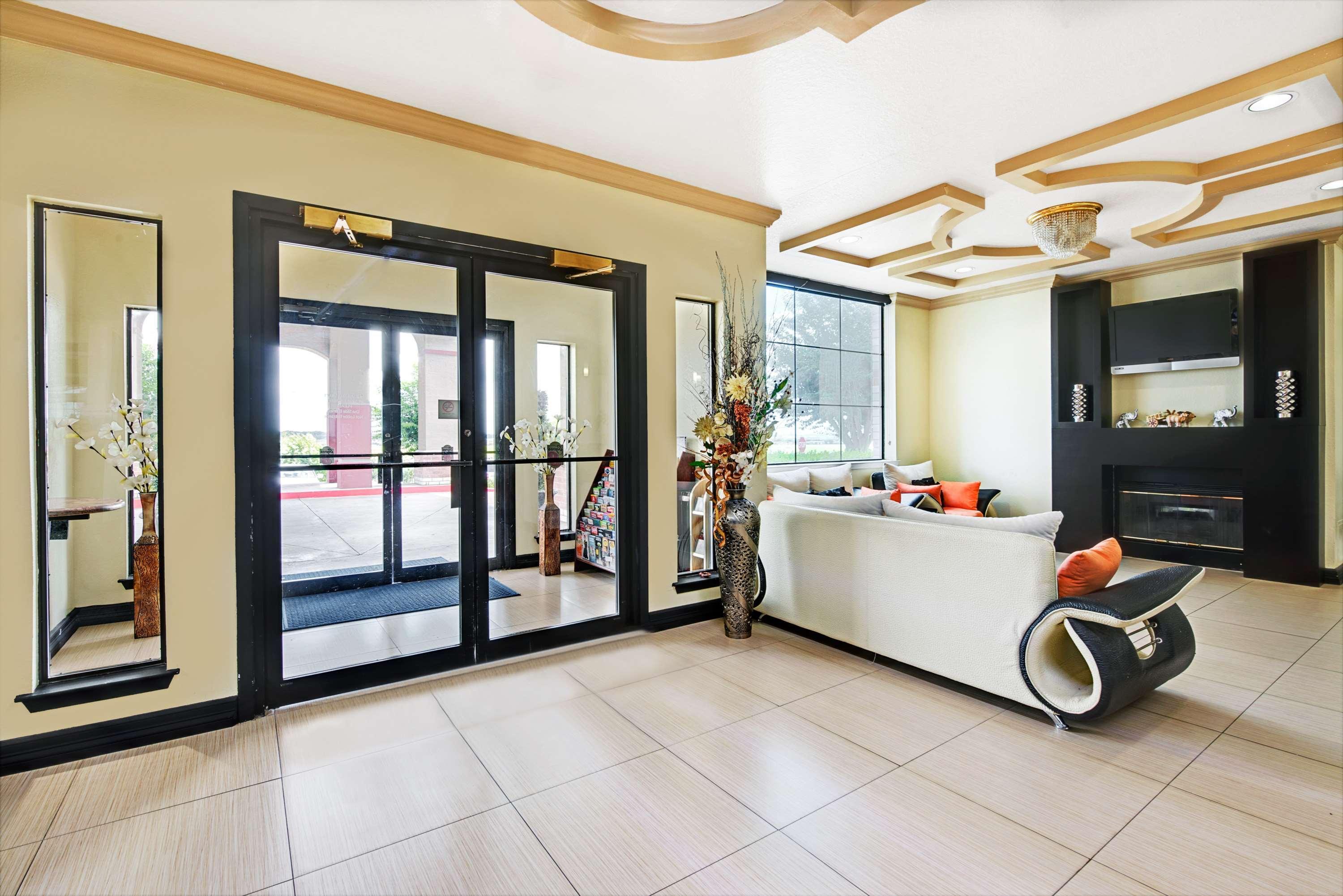 Surestay Plus By Best Western San Antonio Airport Exterior foto